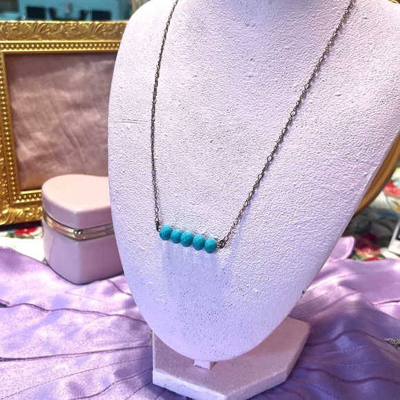 Silver tone teal bead necklace - Picture 3 of 3